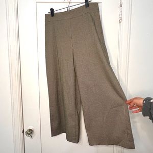 Zara Women’s Cropped Wide-leg Houndstooth Dress Pants. Great used condition.